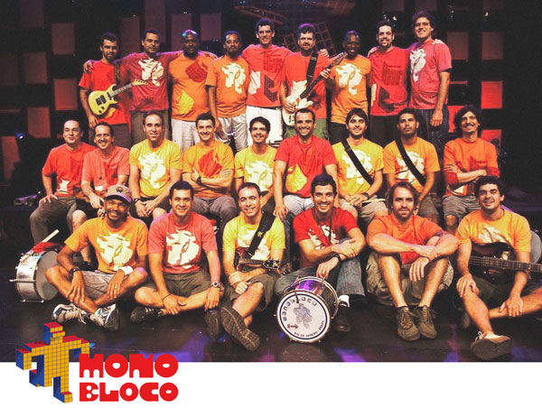 La BBaC Batucada - Grupo MonoBloco - Rio de Janeiro (Copacabana) La BBaC Batucada - Grupo MonoBloco - Rio de Janeiro (Copacabana)